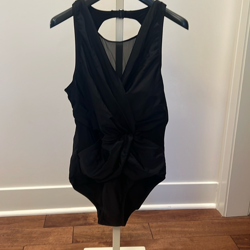 Dixperfect Mesh V-neck Swimsuit XL